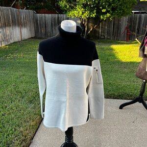 Talbots Women's Pullover Black and White Sweater Size L Long Sleeve